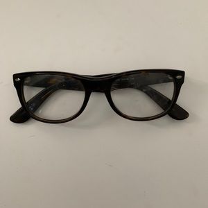 Ray ban eyeglasses w/put prescription